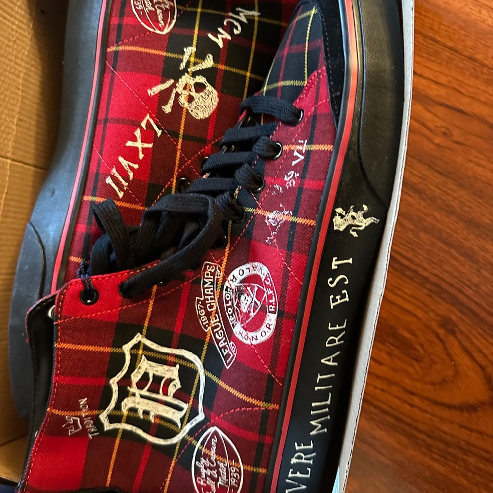 Polo shoes. New! Rare! In size 14